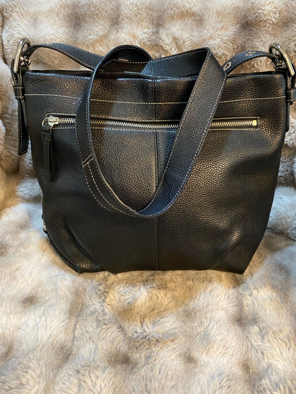 Coach Black Pebbled Leather Shoulder Bag with Silver Hardware - Picture 6 of 11